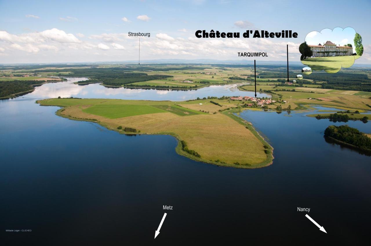 Chateau D'Alteville Tarquimpol Exteriör bild